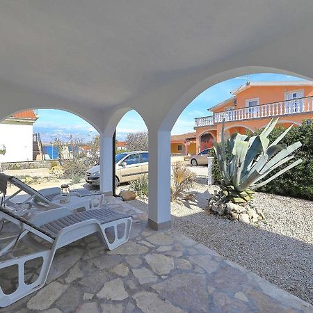 Malo Fali Vir Exterior photo